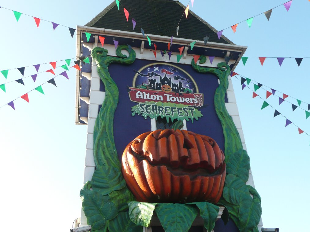 Alton Towers Scarefest 2011 theming (3)