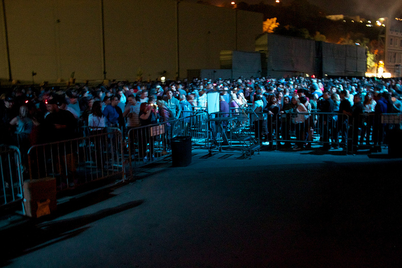 Long lines at HHN